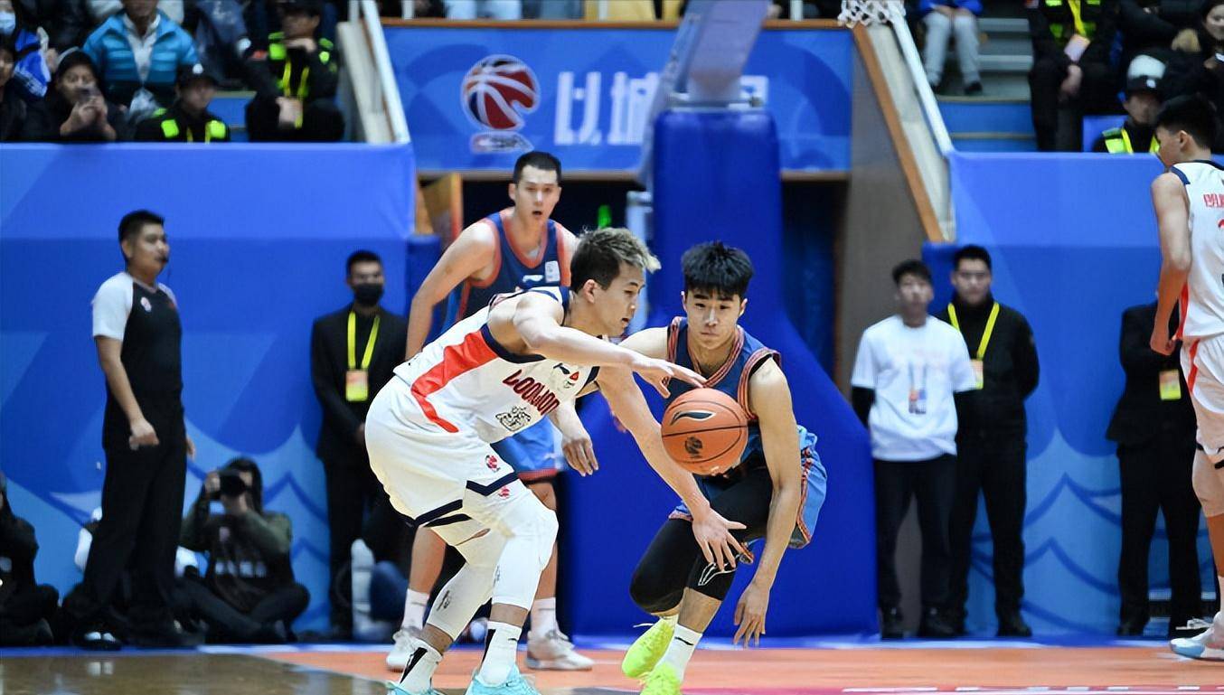 华体会直播关于赛前山东泰山备战NBA常规赛，单刀错失细节曝光，媒体盛赞，团队化学反应显著的信息